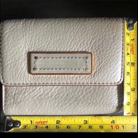 Marc by Marc Jacobs trifold wallet - Picture 2 of 4